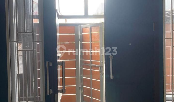 A new ready-to-occupy house in Riung Bandung, Cipamokolan, Rancasari. 2