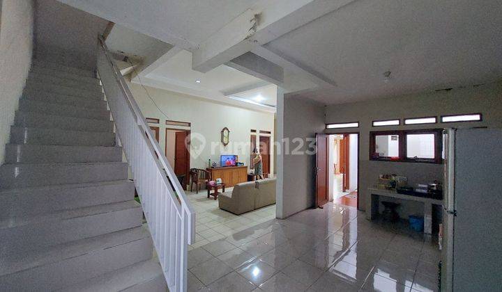 Dijual Rumah Renovasi Lokasi Bagus di Suryalaya Cijagra Bandung  1