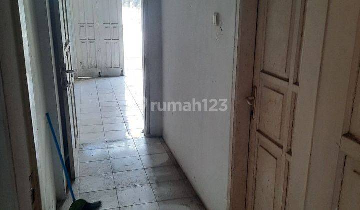 Di jual rumah lama hitung tanah lokasi strategis Margahayu Raya  2