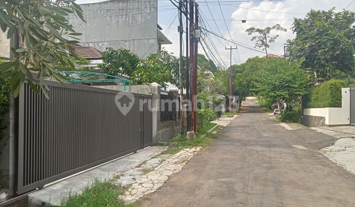 Dijual Rumah Terawat di Setrasari Bandung