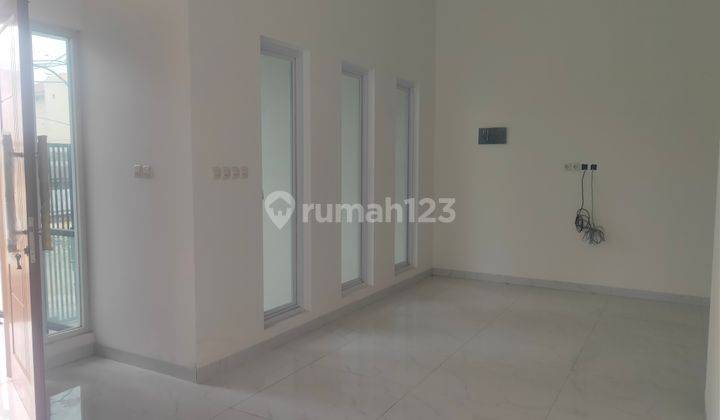 Rumah Baru 3lantai Siap Huni Di Kft Cengkareng Jakarta Barat 10