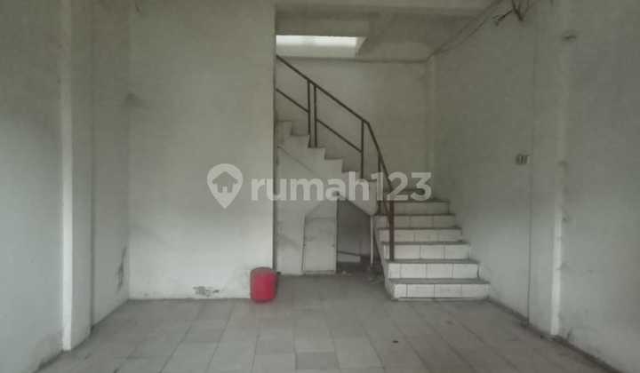 Ruko Strategis Ramai 2 Lantai Siap Pakai Di Pasar Kemis Tangerang 3