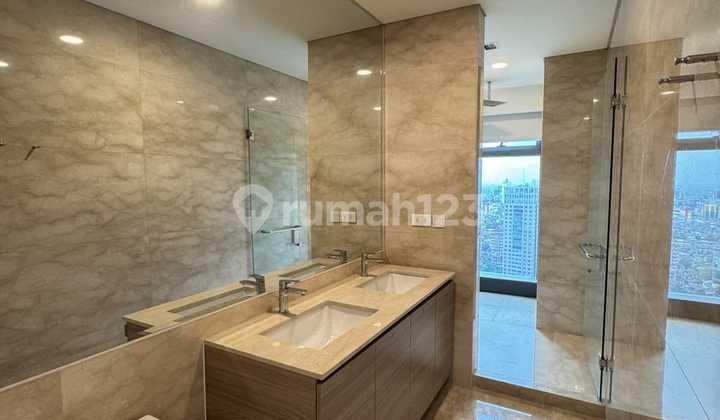 For Rent Fast Fifty Seven Promenade 3 Bedrooms Area 187 M2 Good Central Jakarta 2