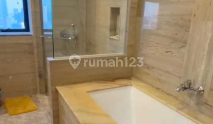 For Rent District 8 Apartment 2 BR 153 M2 Area Brand New South Jakarta