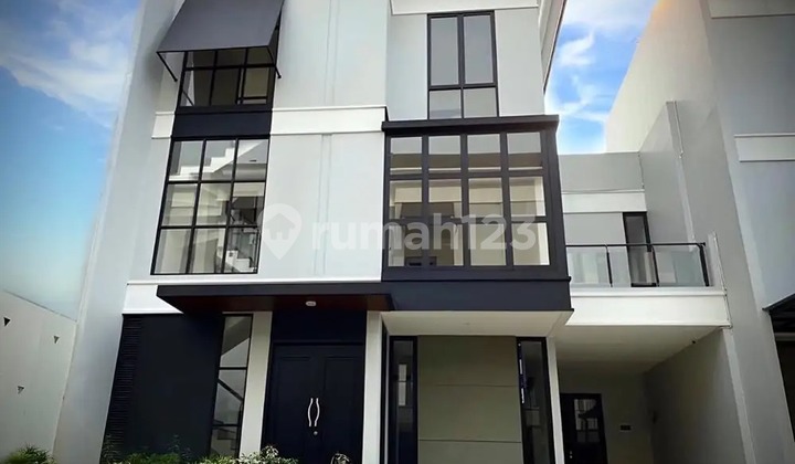 For Sale Brand New Townhouse Modern Lifestyle Strategic 4Br Area 215M2 - Cilandak, South Jakarta