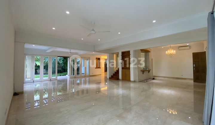 For Rent Luxury 4 BR House 1000 m2 Area Private Pool South Jakarta For Rent Luxury 4 BR House 1000 m2 Area Private Pool South Jakarta