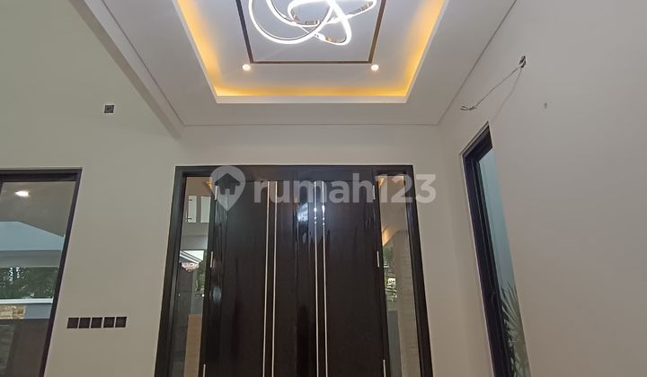 For Sale Luxurious House Brand New Modern Design Prestige Area at Radio Dalam 4 BR 2 Floors Private Pool South Jakarta For Sale Luxurious House Brand New Modern Design Prestige Area at Radio Dalam 4 BR 2 Floors Private Pool South Jakarta