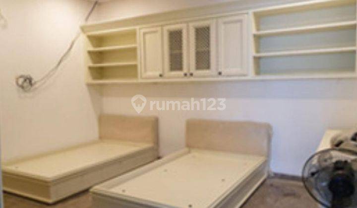 Rumah Taman Kedoya, Bagus, Furnished, Pool + Lift, Jakarta Barat 3