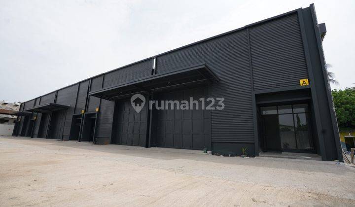 Disewakan Gudang Gandeng Pegadungan Kali Deres, Lokasi Strategis 1