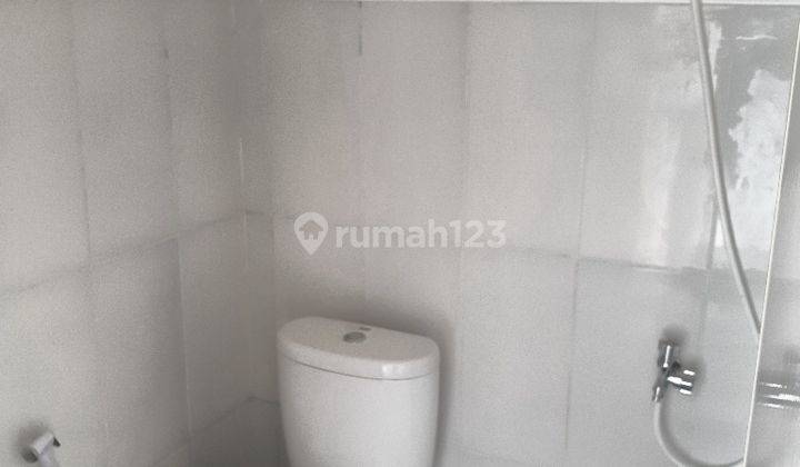 Dijual Rumah 2lantai Paling Strategis dekat St Rawa Buntu 2