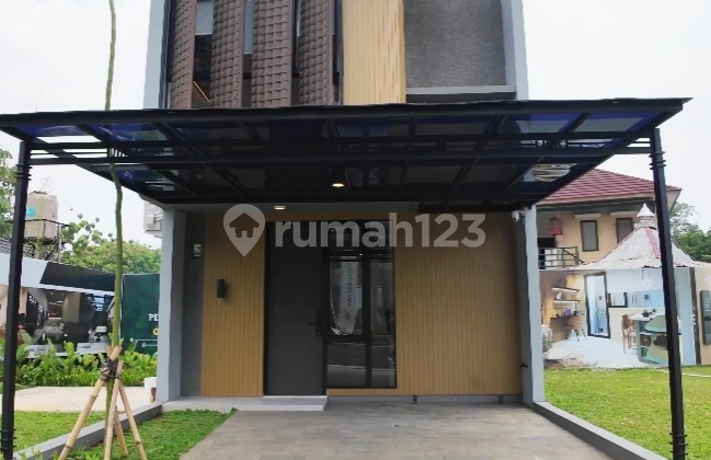 Affordable 2-Story House Just a Step Away from Cilebut Station Affordable 2-Story House Just a Step Away from Cilebut Station