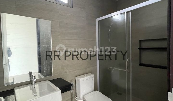 Disewa Rumah Hawai Paradise PIK 2 4 Kamar Posisi Hook SHM Baru 7