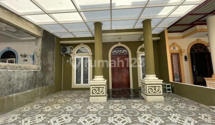 RUMAH MEWAH DALAM KOMPLEKS DI JLN AH NASUTION  3