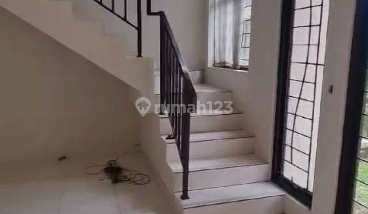 Disewakan Rumah Siap Huni Discovery Bintaro Lokasi Sangat Bagus  2