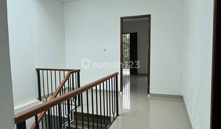 Rumah 2 Lantai Baru di Ciputat Timur, Tangerang Selatan 2