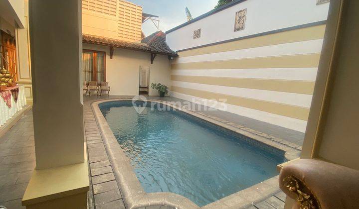 Rumah 2 Lantai di Jl bangka Jakarta selatan SHM 1