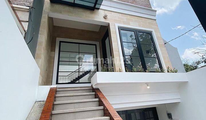 Dijual Rumah baru design France Classic diBintaro Jaksel 2