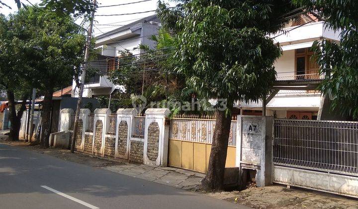 Dijual rumah pinggir jalan besar cocok untuk usaha 1