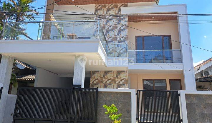 Dijual rumah cantik baru renovasi total di Bintaro sektor 5 2