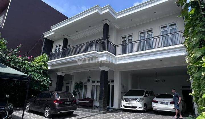 Rumah siap huni + kolam renang  di Kemang jaksel 2