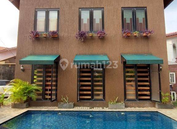 Rumah cantik dengan pool ,siap huni di Cinere Depok  1