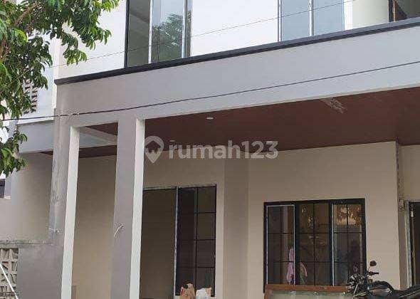 Rumah full renovasi siap huni di Bintaro Jaya Sektor 9 Tangsel 1