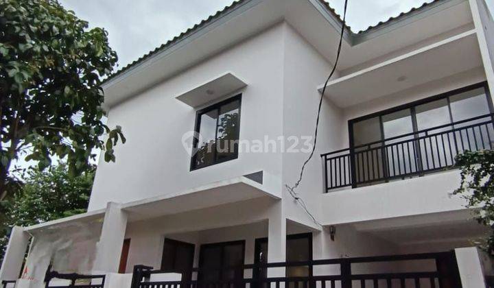 Rumah hook cantik renovated, siap huni di Bintaro Jaya Sektor 5 1