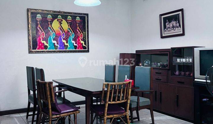 Rumah Cocok Untuk Rumah Tinggal/ Kantor/Kafe Diguntur Jaksel 2