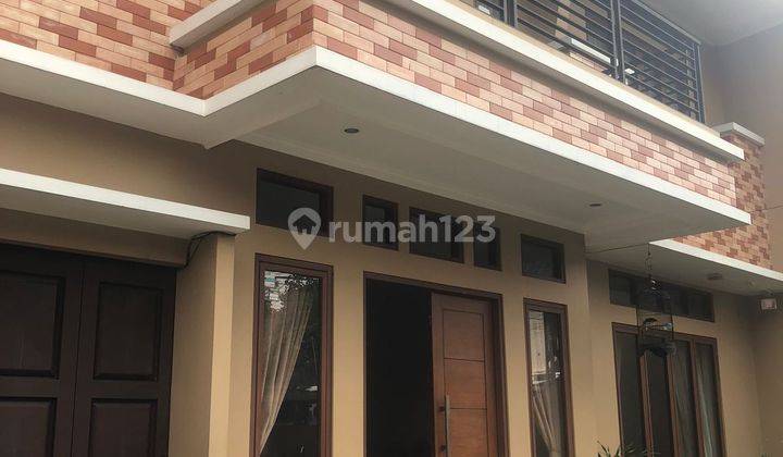 Rumah 2 Lantai Dekat Gerbang Toll Andara Pinggir Jalan di Depok 2