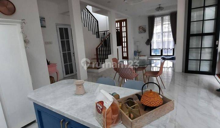 Rumah cantik minimalis 3 lantai di Graha Bintaro lokasi strategis 2