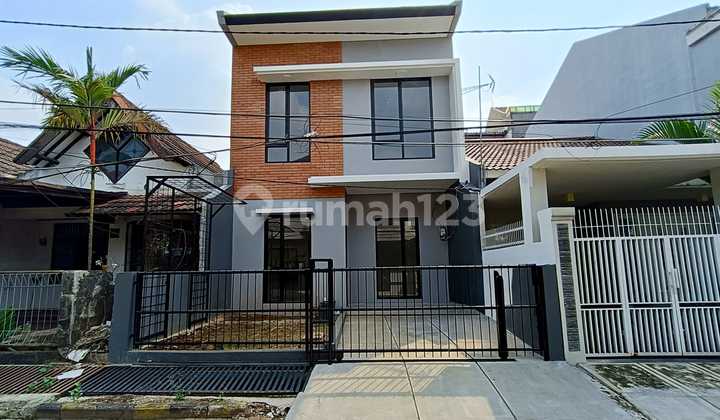 Rumah Modern Minimalis Siap Huni Cantik Lokasi Bintaro Sekt 5