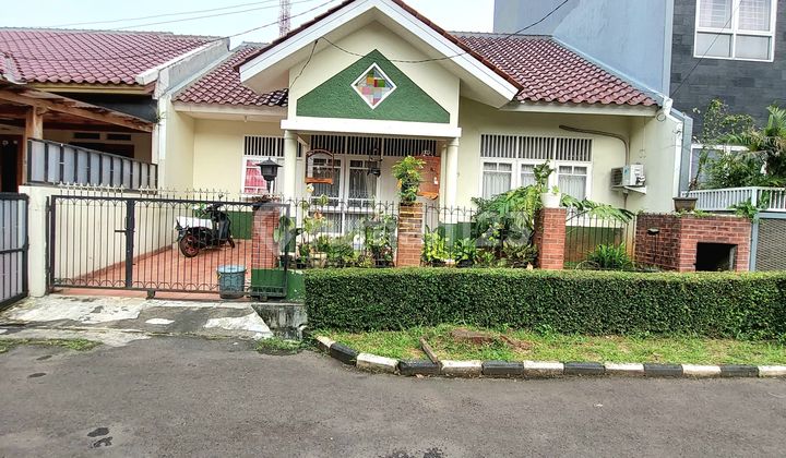 Affordable House in Bintaro Sector 9 Great Deal !!