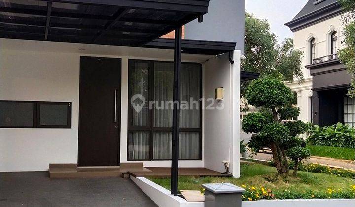 Disewakan Rumah Hook Cantik  Dalam Cluster Dikebayoran Bintaro 1