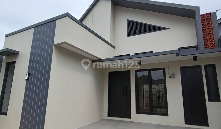 Brand New ! Rumah Cantik Siap Huni Dalam Komplek Dekat Bsd 2