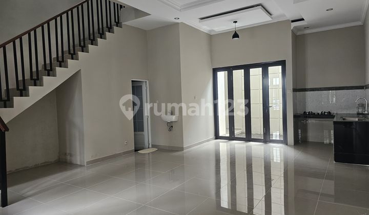 Renovated House Ready to Occupy in Digraha Bintaro Cluster 2