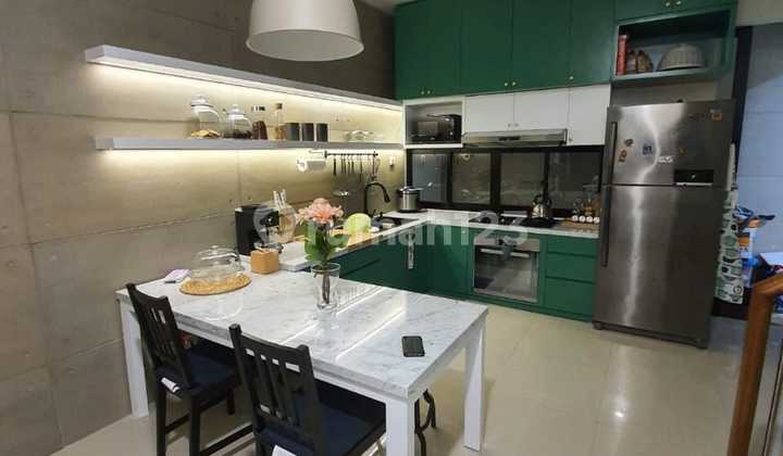 Rumah Dalam Cluster Siap Huni Cantik Daerah Cibubur 2
