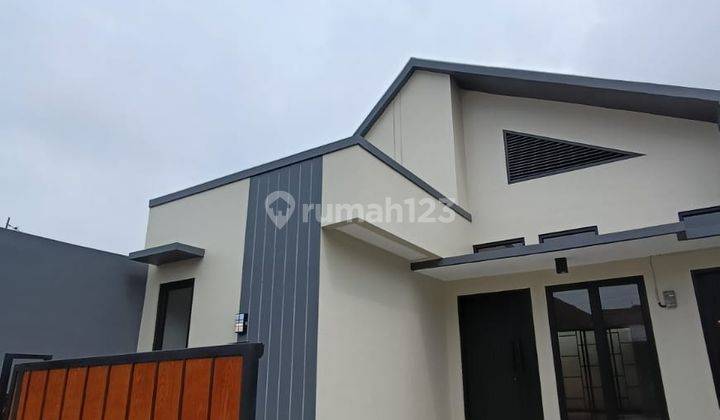 Brand New ! Rumah Cantik Siap Huni Dalam Komplek Dekat Bsd 1