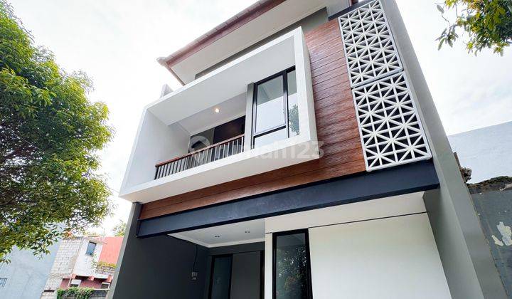 Rumah Renovasi Total Siap Huni Harga Terjangkau Digraha Raya ! 2