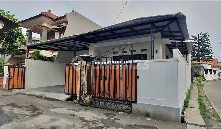Ready to Occupy 1-Story Hook House in Rempoa, South Tangerang 2