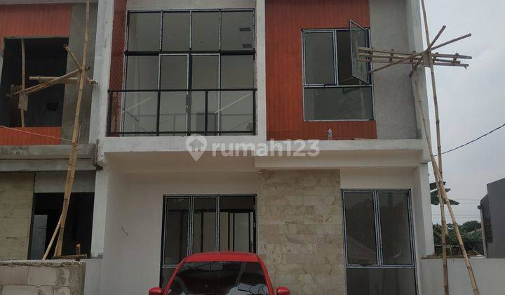 Rumah desain rooftop nyaman siap huni 3lt laris 10