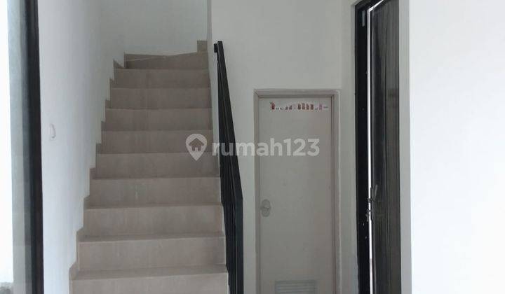 Rumah Baru 2 Lantai SHM siap huni sangat strategis di Dicikeas bogor 10