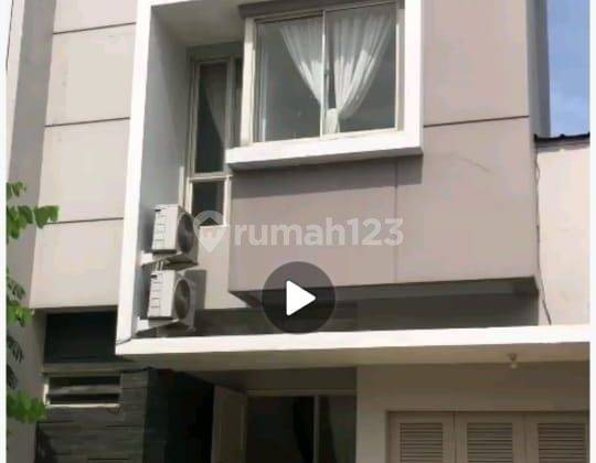 Disewakan Murah Rumah 2 Lantai Di Gading Serpong Tangerang Luas 190 M² 1