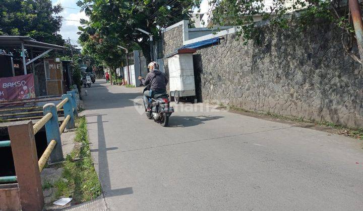 Bangunan Blong Buat Gudang  Parkiran Dekat Terminal Cicaheum 2