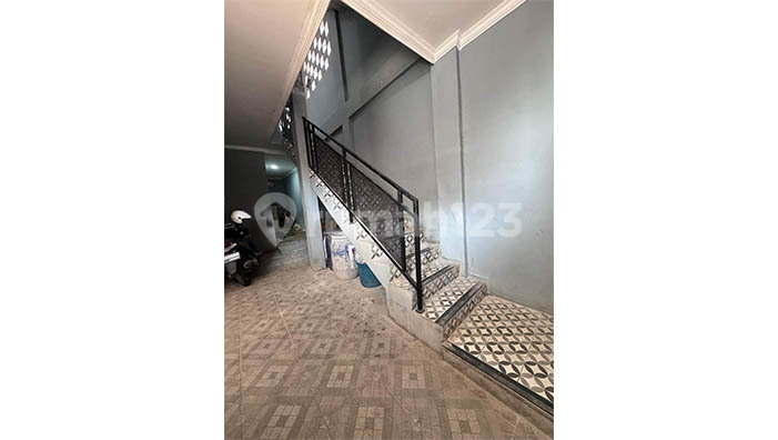 Rented House with 14 Doors, Jl H. Naman Pondok Kelapa, Duren Sawit