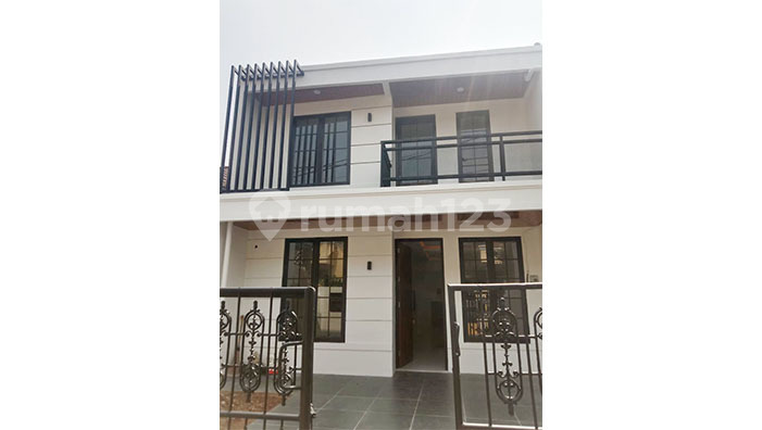 Brand New House, DKI Plot Pondok Kelapa, Lembah Palem Street