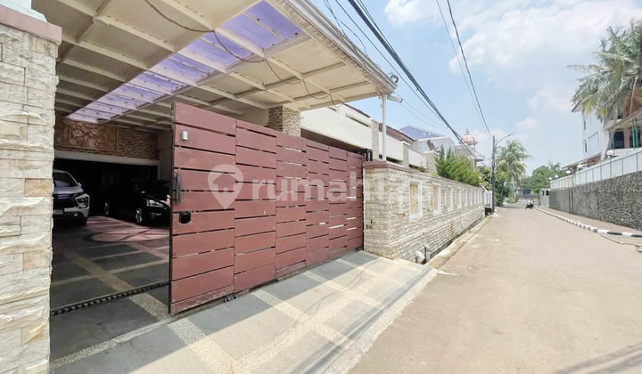 Rumah Permata Hijau, Kebayoran Lama, Jakarta Rumah Permata Hijau, Kebayoran Lama, Jakarta