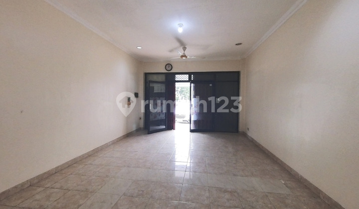 Ruko Kelapa Hibrida, Kelapa Gading