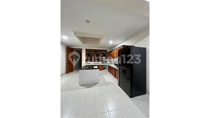 Rumah Kemang Selatan, Komplek Apartemen Kemang Jaya 2