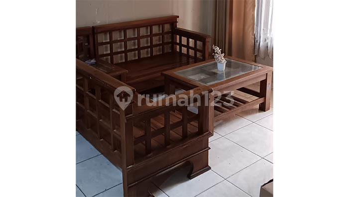 Rumah Lembah Aren, Pondok Kelapa, Jakarta 2