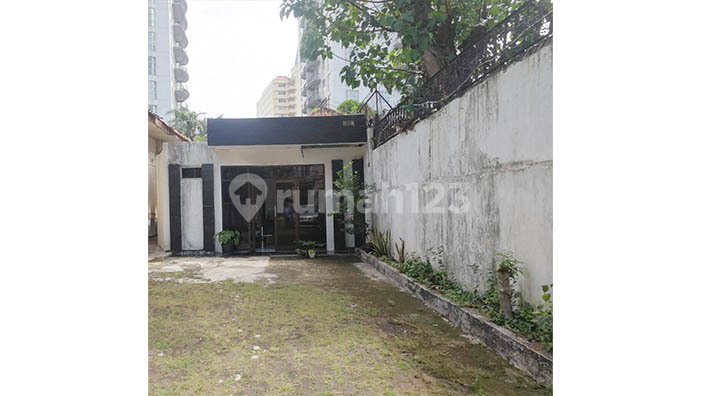 Rumah Jl Surabaya, Menteng